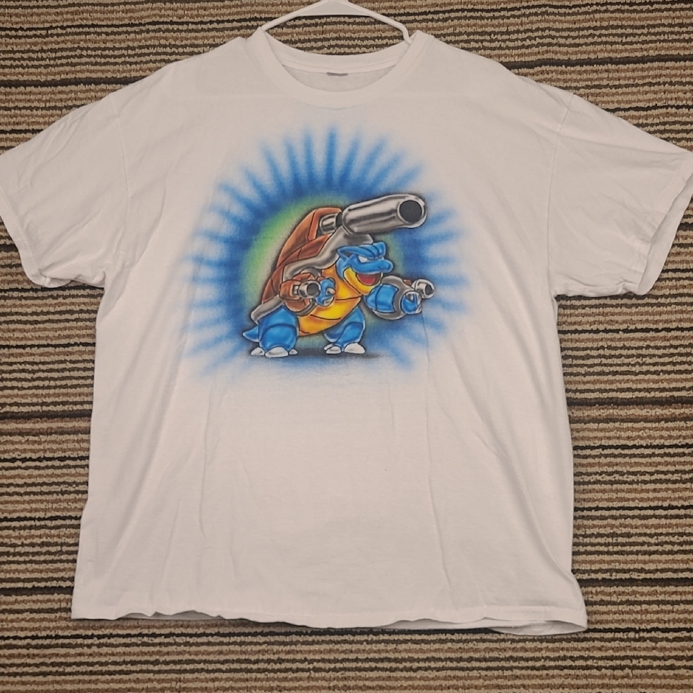 POKEMON Blastoise White Blue Cotton Spray Paint Mens L Short Sleeve T Shirt RARE